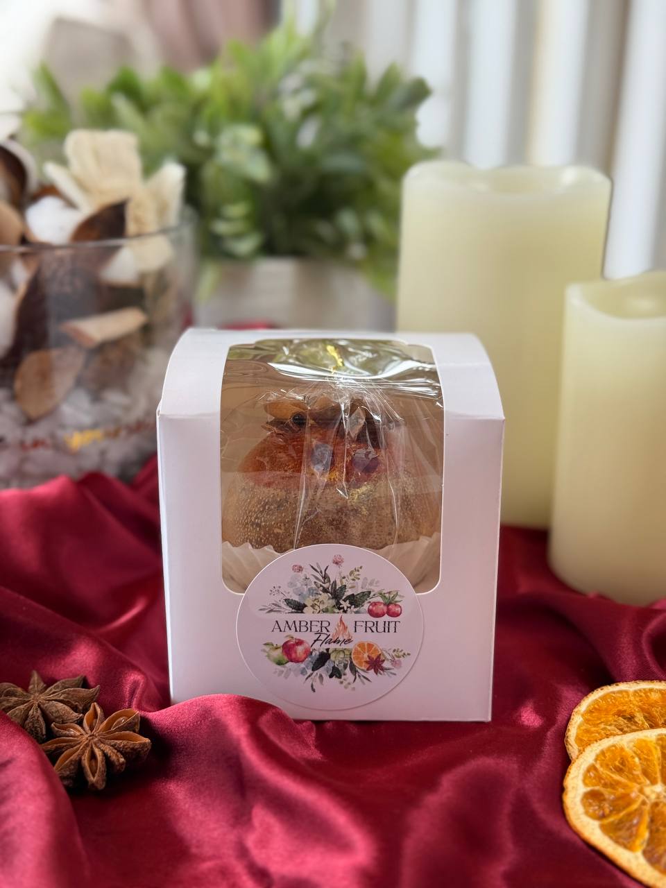 Amber Fruit Flame Tea Bomb โ Ball Shaped Black Tea Infusion with Citrus & Cranberry