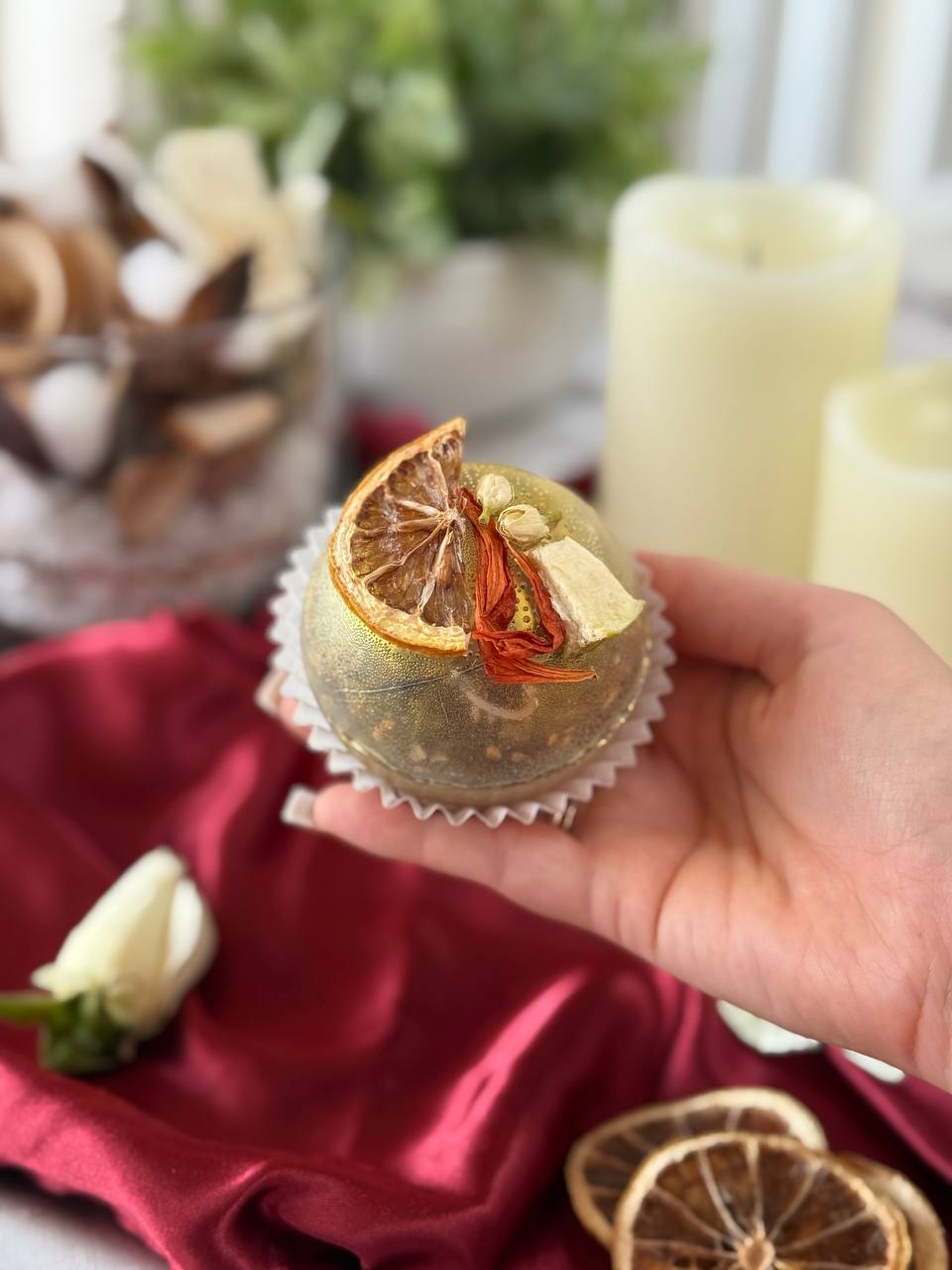 Golden Jasmine Sunset Tea Bomb ā Ball Shaped Green Tea with Jasmine & Lemon