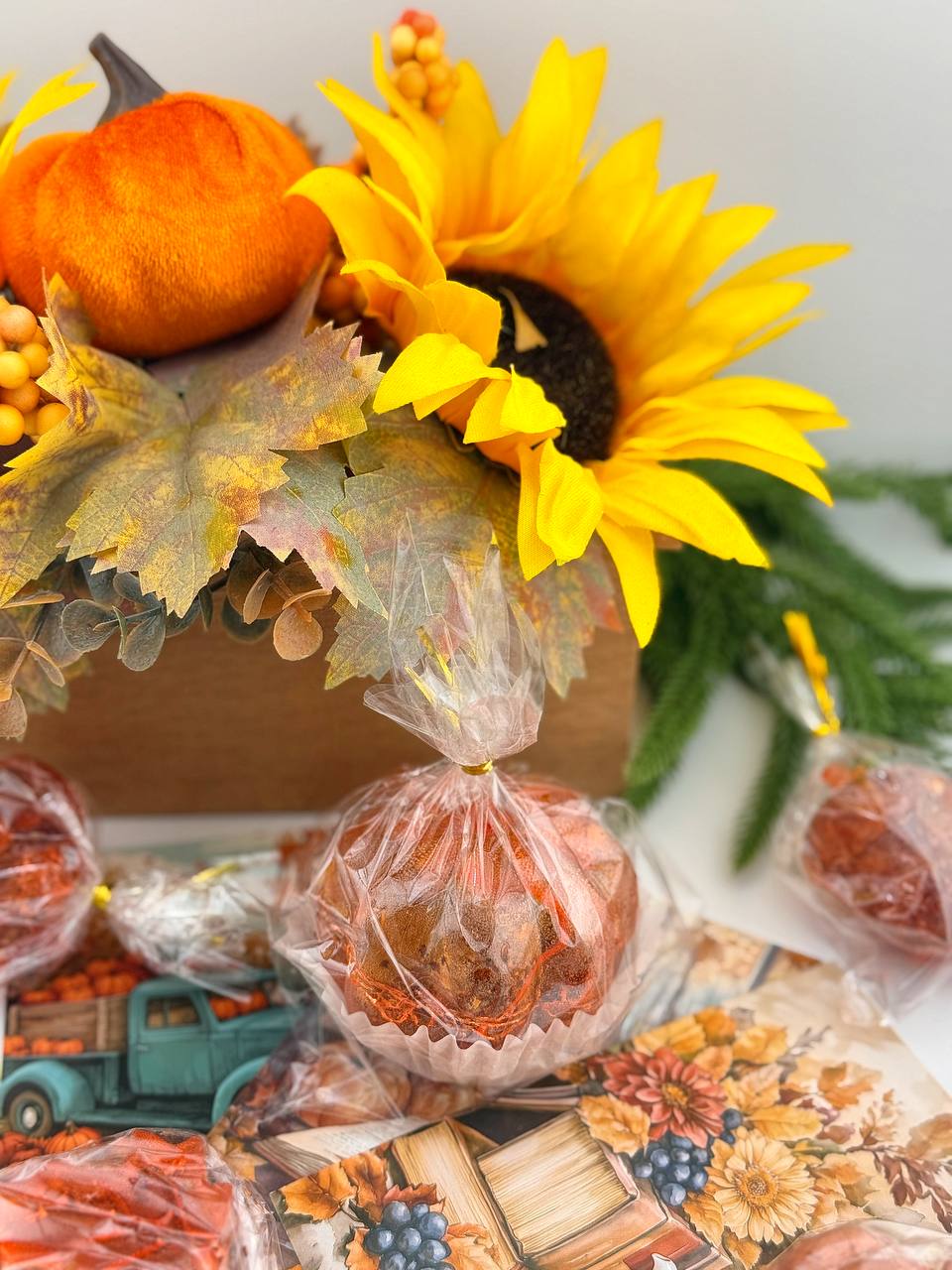Pumpkin Spice Rooibos Tea Bombs in Gift Box ā Sugar-Free Handmade T-Spheres | Autumn Herbal Tea