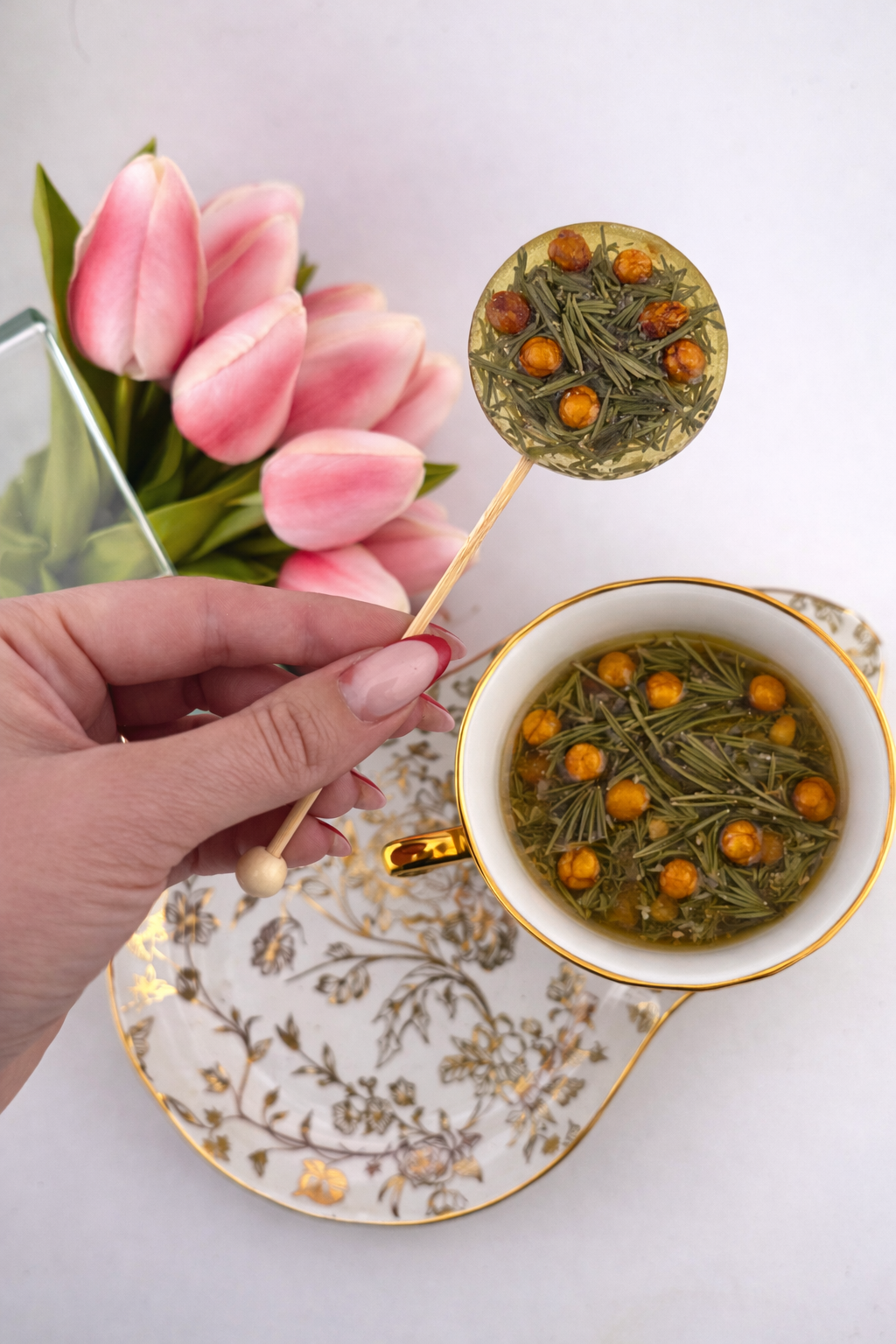 Sugar-Free Sea Buckthorn & Pine Herbal Tea Lollipop (Round Shape)