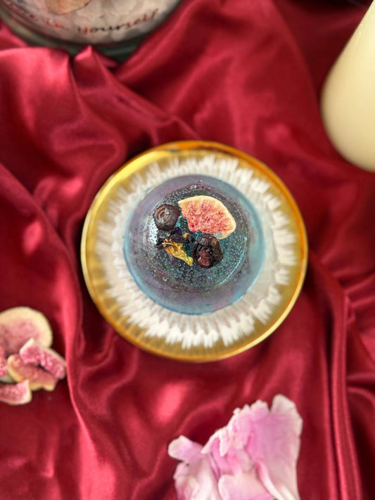 Violet Mystic Moon Tea Bomb – Ball Shaped White Tea Infusion with Blueberry & Fig
