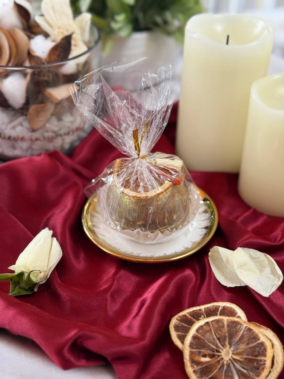 Golden Jasmine Sunset Tea Bomb – Ball Shaped Green Tea with Jasmine & Lemon